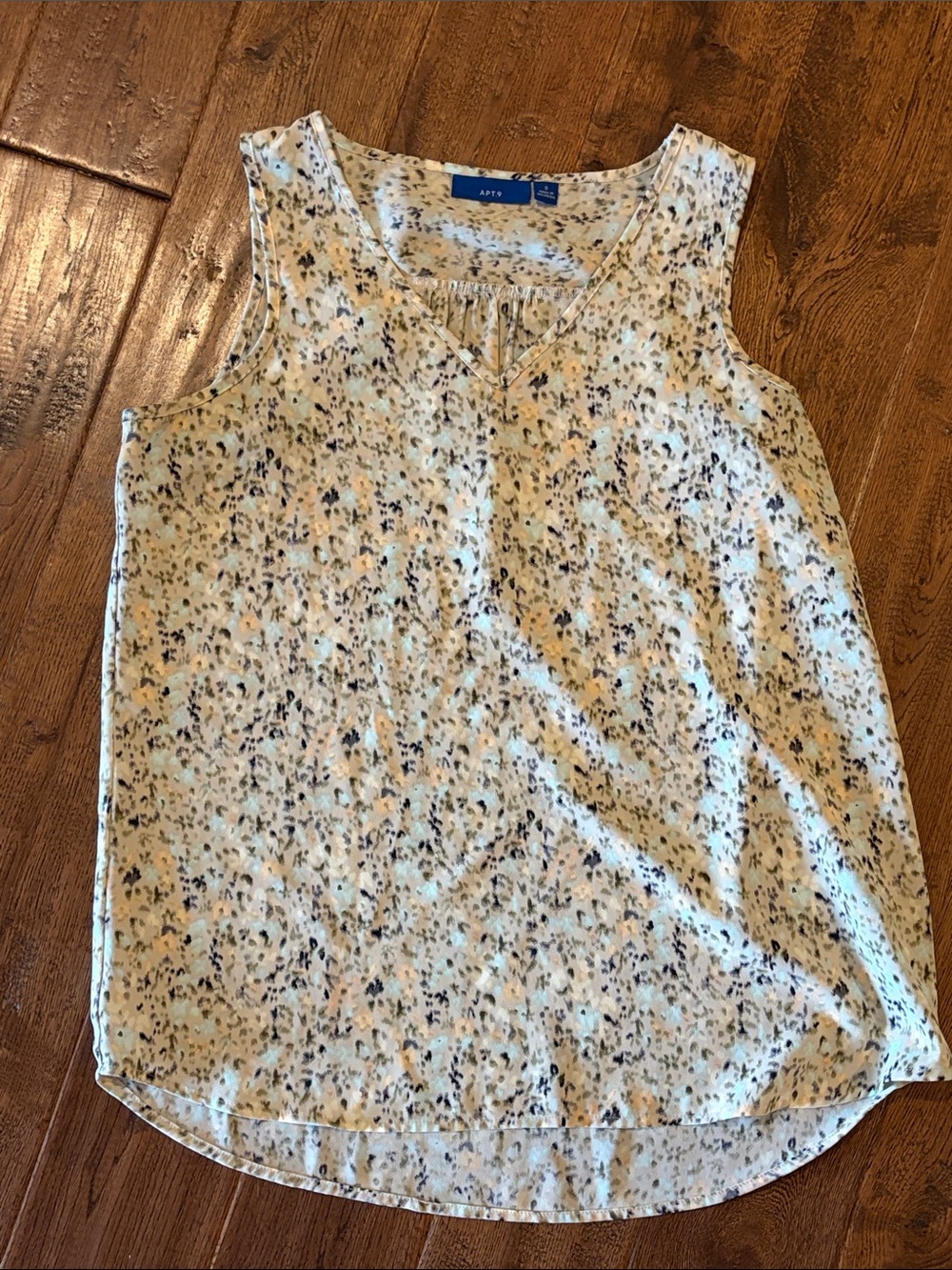 Apt 9 Sleeveless top Small